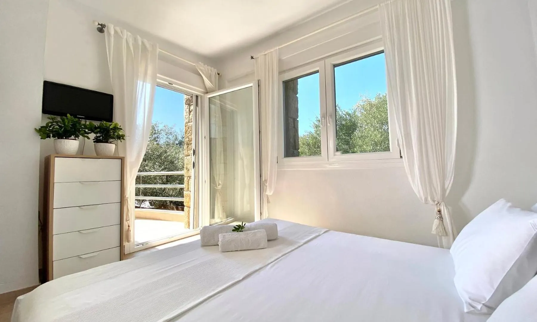 Salty Olive Villa, Akti Salonikiou #Feelslikehome 0*,  Griechenland