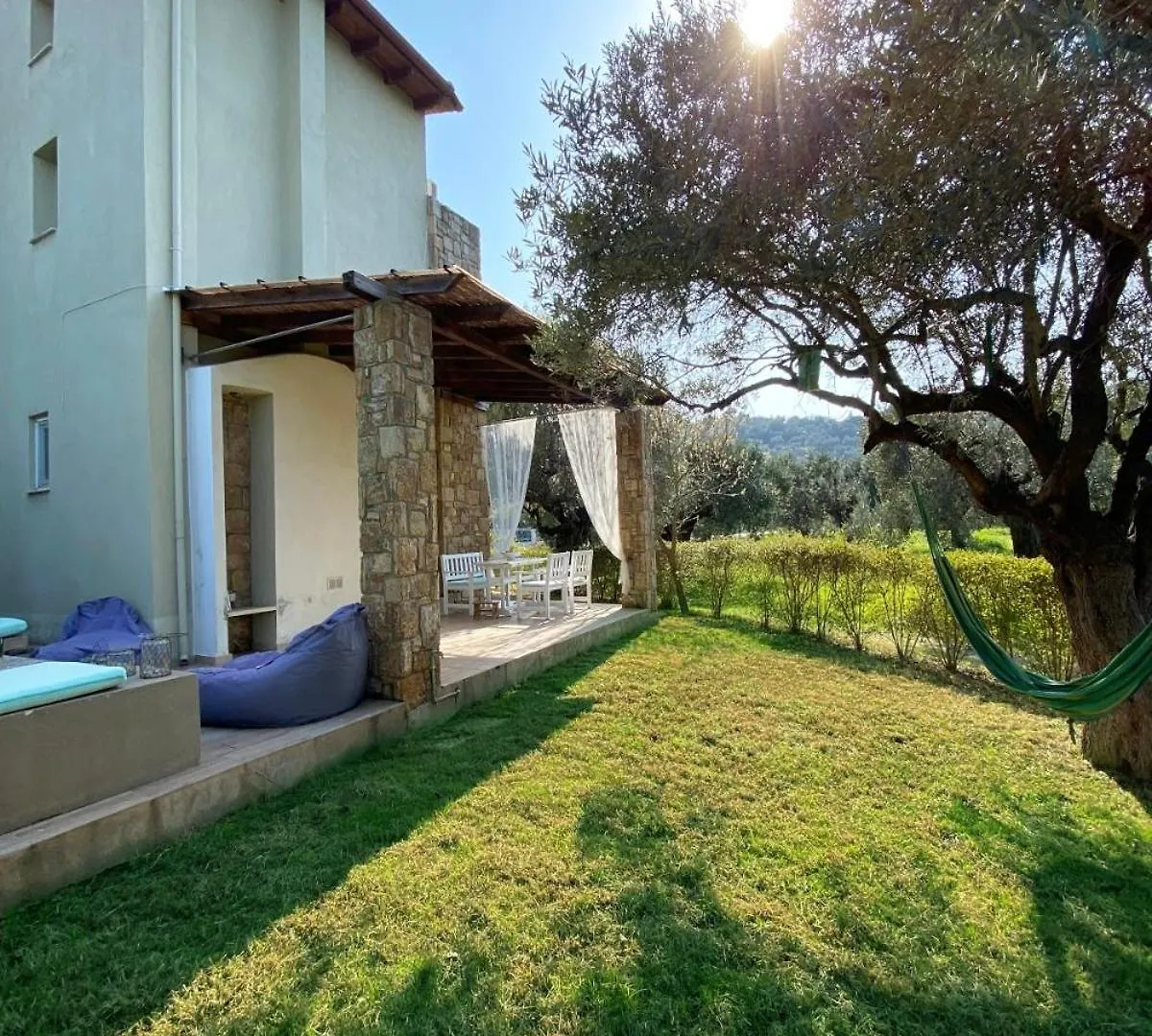 Villa Salty Olive Villa, Akti Salonikiou #Feelslikehome